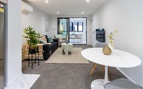 Style Meets Comfort 2 Bed Chch Cbd